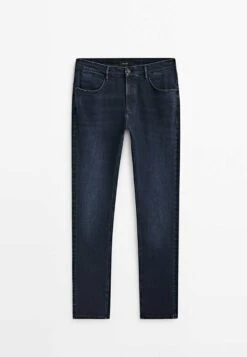 Massimo Dutti Straight Leg Jeans - Blue 23 Massimo Dutti Straight Leg Jeans - Blue -Massimo Dutti Shop 006e4c190acc4ba3bbea7d1c140fa796