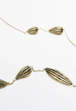 Massimo Dutti MULTIWAY - Necklace - Gold-coloured -Massimo Dutti Shop 009f2f9fbe154670b840989ee46caa82