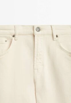 Massimo Dutti Jeans Tapered Fit - Beige -Massimo Dutti Shop 00be6d27d2684696a3cffd747ce8fd9c