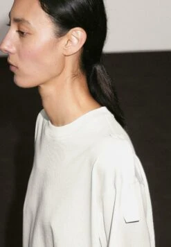 Massimo Dutti BOXY FIT WITH SHORT SLEEVE - Basic T-shirt - Beige -Massimo Dutti Shop 00ffb5e5999a4b23838144d6e7096cd3