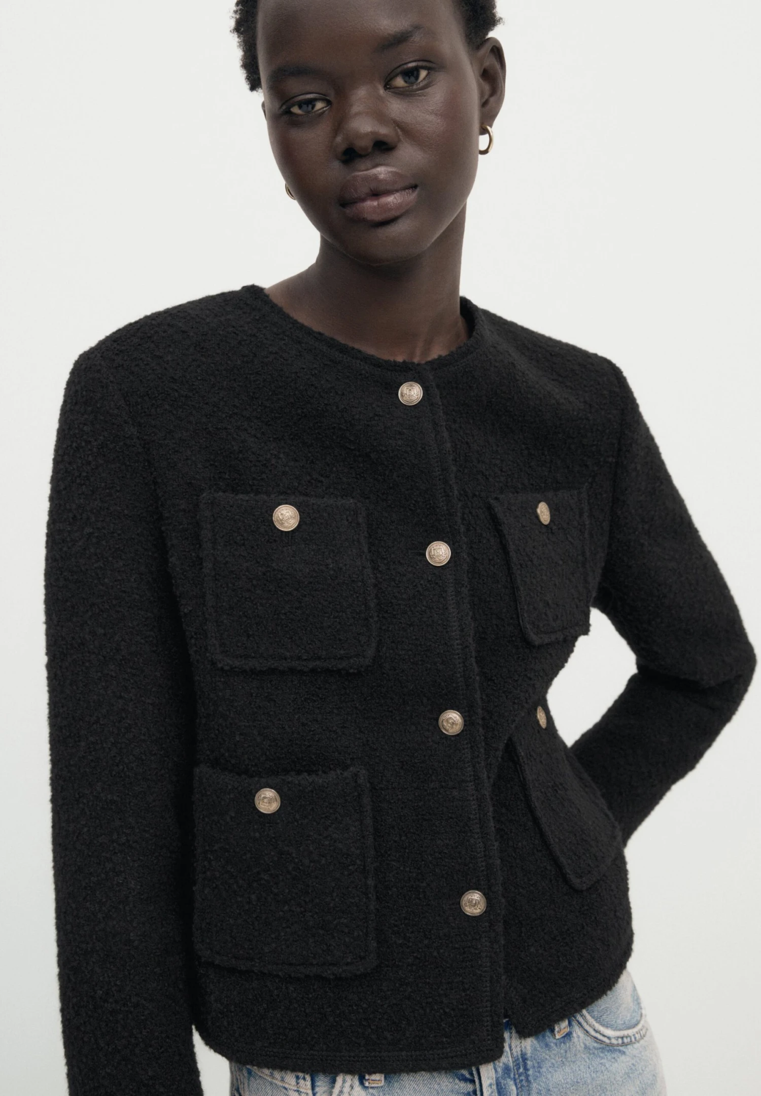 Massimo Dutti Textured Cropped With Four Pockets - Summer Jacket - Black 3 Massimo Dutti Textured Cropped With Four Pockets - Summer Jacket - Black