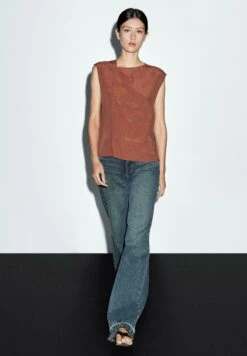 Massimo Dutti FLOWING CREW NECK WITH SILVER BUTTONS - Blouse - Bordeaux -Massimo Dutti Shop 012508713e474a92b552b68fd8fb5f05