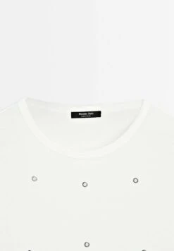 Massimo Dutti OVERSIZED WITH EYELETS - Print T-shirt - White -Massimo Dutti Shop 0140faf3af4940e8b74bef234112aa54
