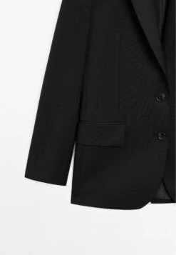 Massimo Dutti EXTRA FINE TWO-BUTTON - Blazer - Black -Massimo Dutti Shop 022fffe1e5804401ac5b24fab976673c
