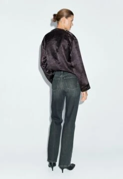 Massimo Dutti HIGH-WAIST - Straight Leg Jeans - Blue Denim 16 Massimo Dutti HIGH-WAIST - Straight Leg Jeans - Blue Denim -Massimo Dutti Shop 03205ea30139482fa8e781e9c3ebe410