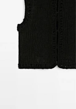 Massimo Dutti CREW NECK WITH EMBROIDERED DETAIL - Waistcoat - Black 20 Massimo Dutti CREW NECK WITH EMBROIDERED DETAIL - Waistcoat - Black -Massimo Dutti Shop 0373fa240480456a937d6d5c3b862541