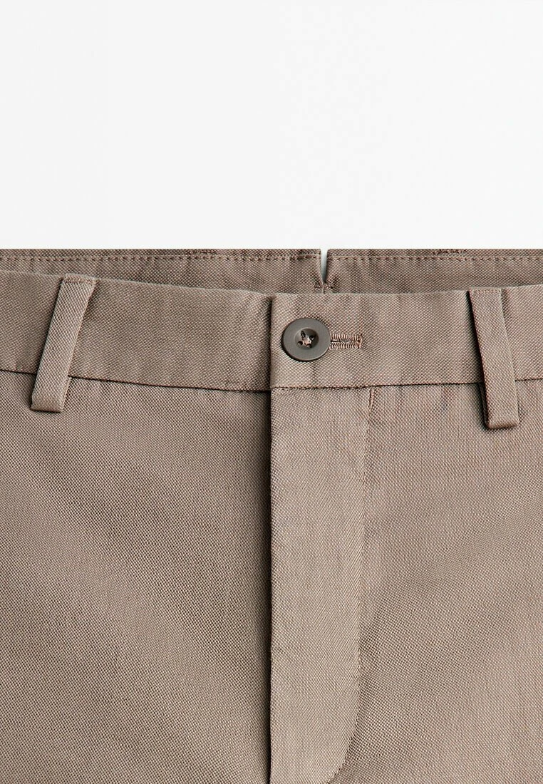 Massimo Dutti Chinos - Khaki 9 Massimo Dutti Chinos - Khaki - Image 7