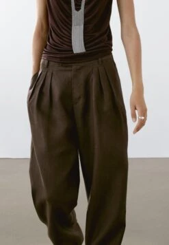 Massimo Dutti TRIPLE DARTED - Trousers - Mottled Dark Brown -Massimo Dutti Shop 0578dbc253ab45c389598e43cfc9f4f0