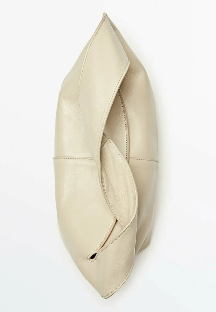 Massimo Dutti Croissant - Handbag - White 6 Massimo Dutti Croissant - Handbag - White - Image 4