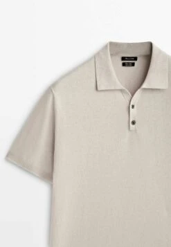 Massimo Dutti With V-Neck And Buttons - Polo Shirt - Beige -Massimo Dutti Shop 06c4b3cc2b454bf99a4a747a04f38996