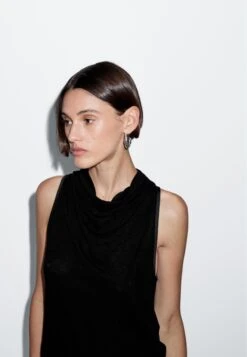 Massimo Dutti SLEEVELESS WITH DRAPED NECKLINE - Top - Black -Massimo Dutti Shop 06c79e91d038424f8447131d2d2b41a2