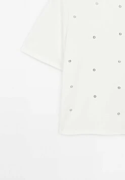 Massimo Dutti OVERSIZED WITH EYELETS - Print T-shirt - White -Massimo Dutti Shop 06de324fb63546b0bc7a6be39374494d