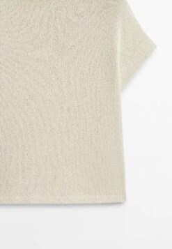 Massimo Dutti Textured Mock - Basic T-Shirt 17 Massimo Dutti Textured Mock - Basic T-Shirt -Massimo Dutti Shop 07613cc1b77843259e51647e7237ac43