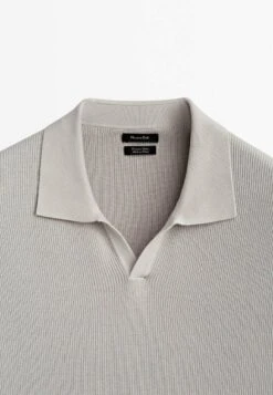 Massimo Dutti Vertical-Textured Micro - Polo Shirt - Beige 22 Massimo Dutti Vertical-Textured Micro - Polo Shirt - Beige -Massimo Dutti Shop 07ae115b0dec4471a9218bf83a60de52