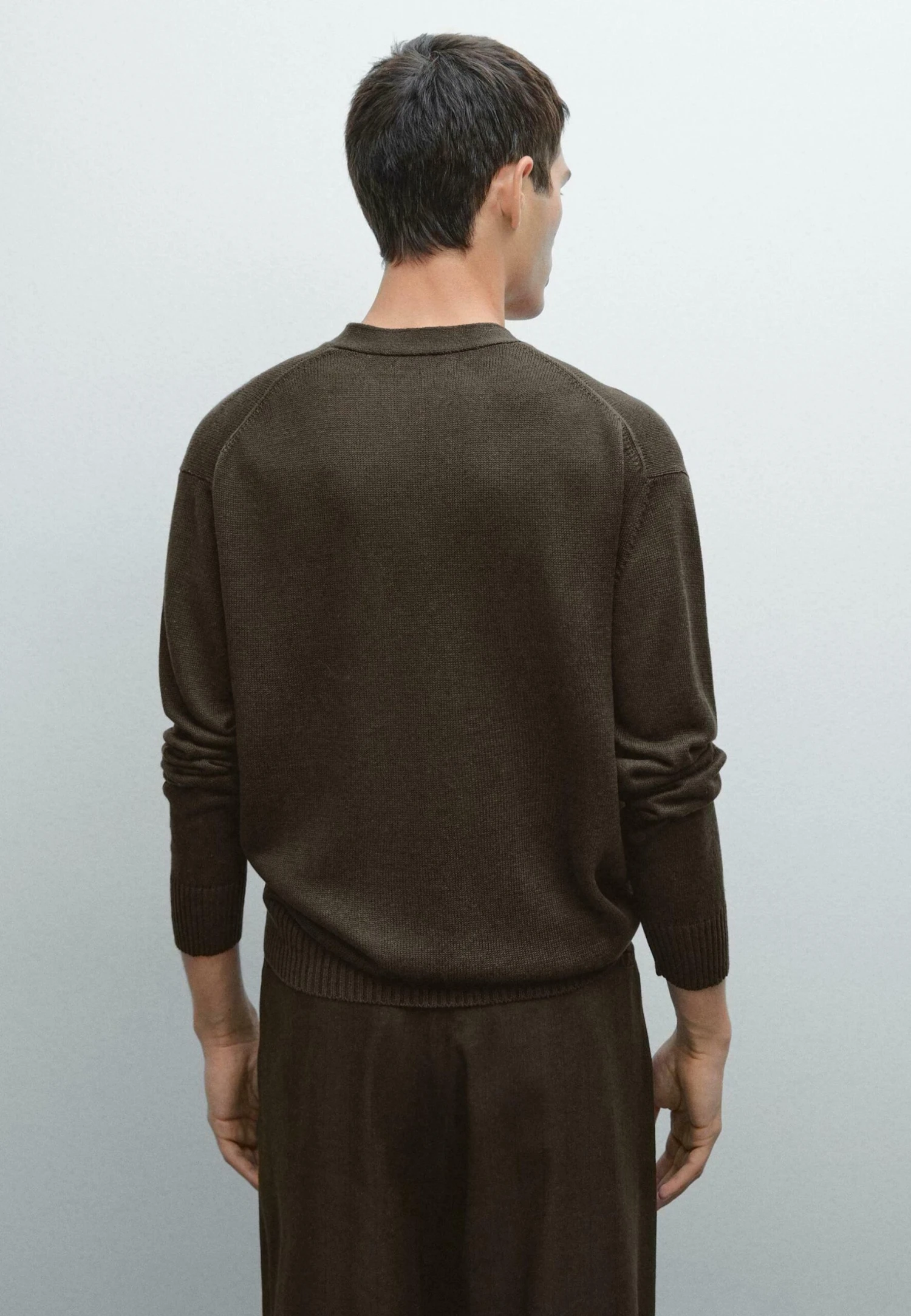 Massimo Dutti BUTTONED LEIGHTWEIGHT V-NECK - Cardigan - Brown 4 Massimo Dutti BUTTONED LEIGHTWEIGHT V-NECK - Cardigan - Brown - Image 2