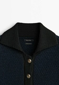 Massimo Dutti TexturedWith Gold Toned Buttons - Cardigan -Massimo Dutti Shop 088154e13cd548fc982b6858f0934556