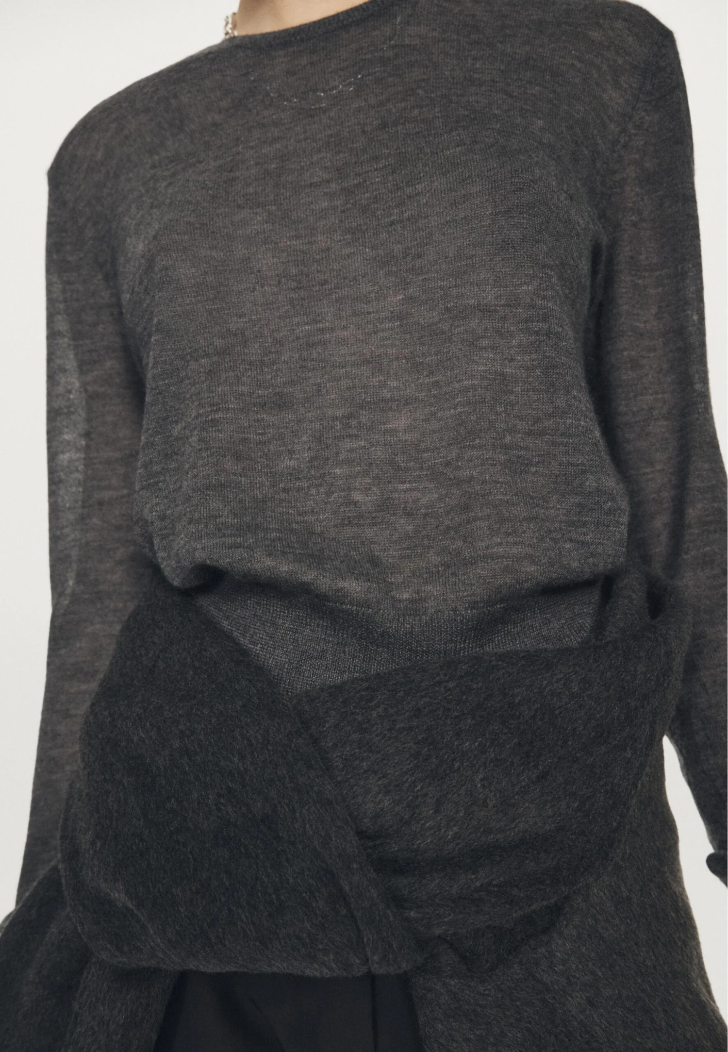 Massimo Dutti FINE SEMI-SHEER WITH CREW NECK - Jumper - Grey 6 Massimo Dutti FINE SEMI-SHEER WITH CREW NECK - Jumper - Grey - Image 4