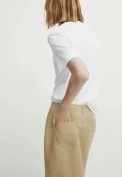 Massimo Dutti Buttoned Midi With Slit - A-Line Skirt -Massimo Dutti Shop 0947c2f0ab154c999cb45df3318822c8