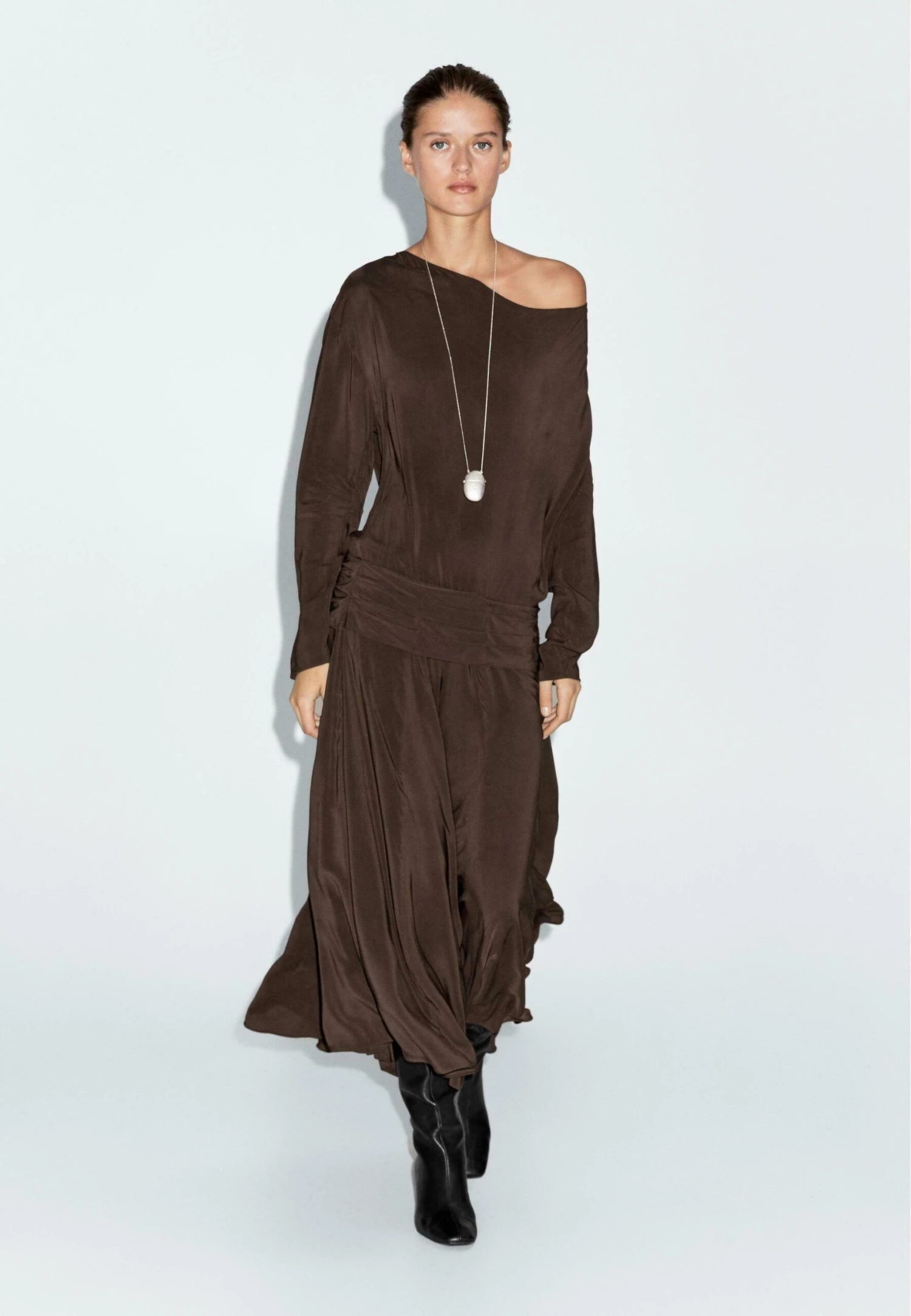 Massimo Dutti LONG FLOWING WITH DRAPED SASH BELT - Maxi Dress - Brown 3 Massimo Dutti LONG FLOWING WITH DRAPED SASH BELT - Maxi Dress - Brown
