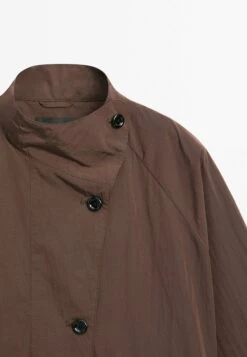 Massimo Dutti OVERSIZE FLOWING IN WATER-REPELLENT FABRIC - Trenchcoat - BROWN -Massimo Dutti Shop 0a04e364862e4323a0cb57a305711dd3