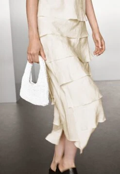 Massimo Dutti LONG FLOWING WITH RUFFLES - Day Dress - Beige 14 Massimo Dutti LONG FLOWING WITH RUFFLES - Day Dress - Beige -Massimo Dutti Shop 0b0ecec596034778af2c8c31d783b508