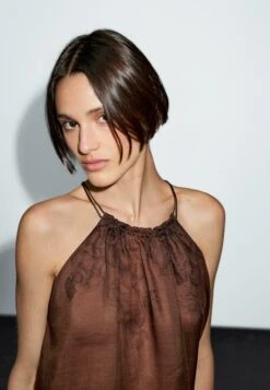 Massimo Dutti FLOWING FLORAL PRINT HALTER NECK - Top - Mottled Dark Brown -Massimo Dutti Shop 0c22da3c881943cc83627f27899f2a45