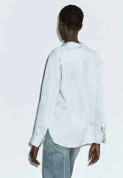 Massimo Dutti FLOWING LONG SLEEVE - Button-down Blouse - Blue -Massimo Dutti Shop 0c63b061a70f475b99c055a8e94b1e0f