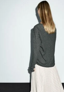 Massimo Dutti V-NECK WITH BRAIDED DETAIL - Jumper - Grey -Massimo Dutti Shop 0c9084d7cd3146149dd7567d27878ba6