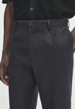 Massimo Dutti Tapered Fit - Chinos - Dark Grey 16 Massimo Dutti Tapered Fit - Chinos - Dark Grey -Massimo Dutti Shop 0cfad664a6f44069a988ffd4e6e8aaf2