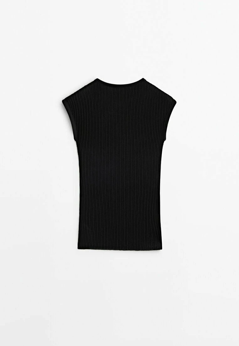 Massimo Dutti Open Crew Neck - Basic T-Shirt 8 Massimo Dutti Open Crew Neck - Basic T-Shirt - Image 6