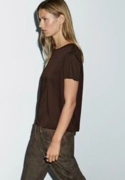 Massimo Dutti HEAVY WEIGHT WITH SEAM DETAIL - Basic T-shirt - Dark Brown -Massimo Dutti Shop 0d7527874037446d9371f03680952fe1