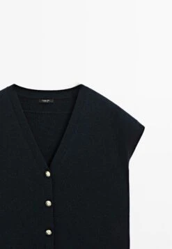 Massimo Dutti V-NECK WITH GOLDEN BUTTONS - Waistcoat - Dark Blue 20 Massimo Dutti V-NECK WITH GOLDEN BUTTONS - Waistcoat - Dark Blue -Massimo Dutti Shop 0d8bd2f316f4438e908aa6dcd8549c91