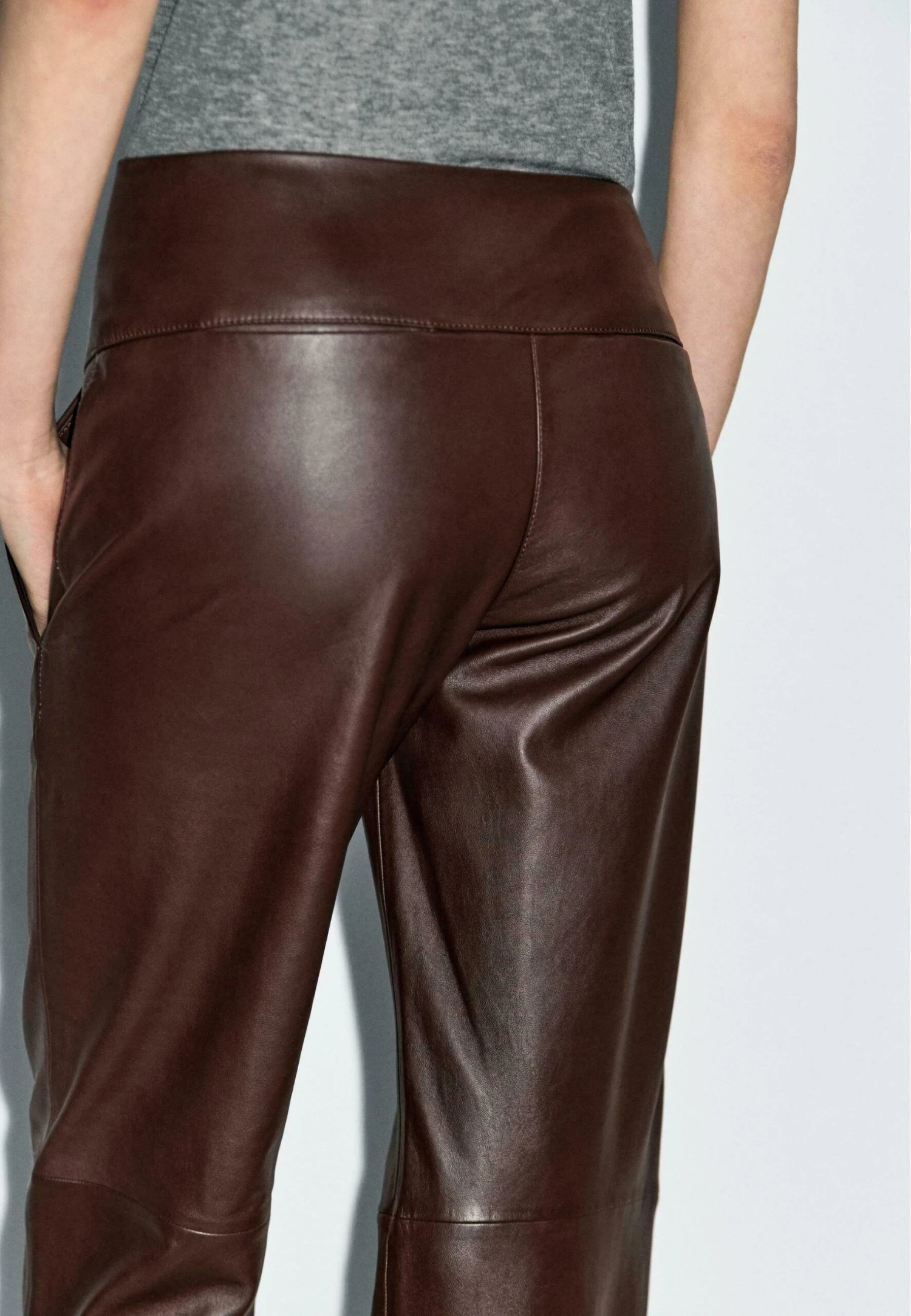 Massimo Dutti NAPPA - Trousers - Dark Brown 5 Massimo Dutti NAPPA - Trousers - Dark Brown - Image 3