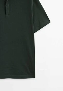 Massimo Dutti Short Sleeve Gassed- Polo Shirt - Dark Green -Massimo Dutti Shop 0e05cadfe16d4e38873658ca520a8ba3