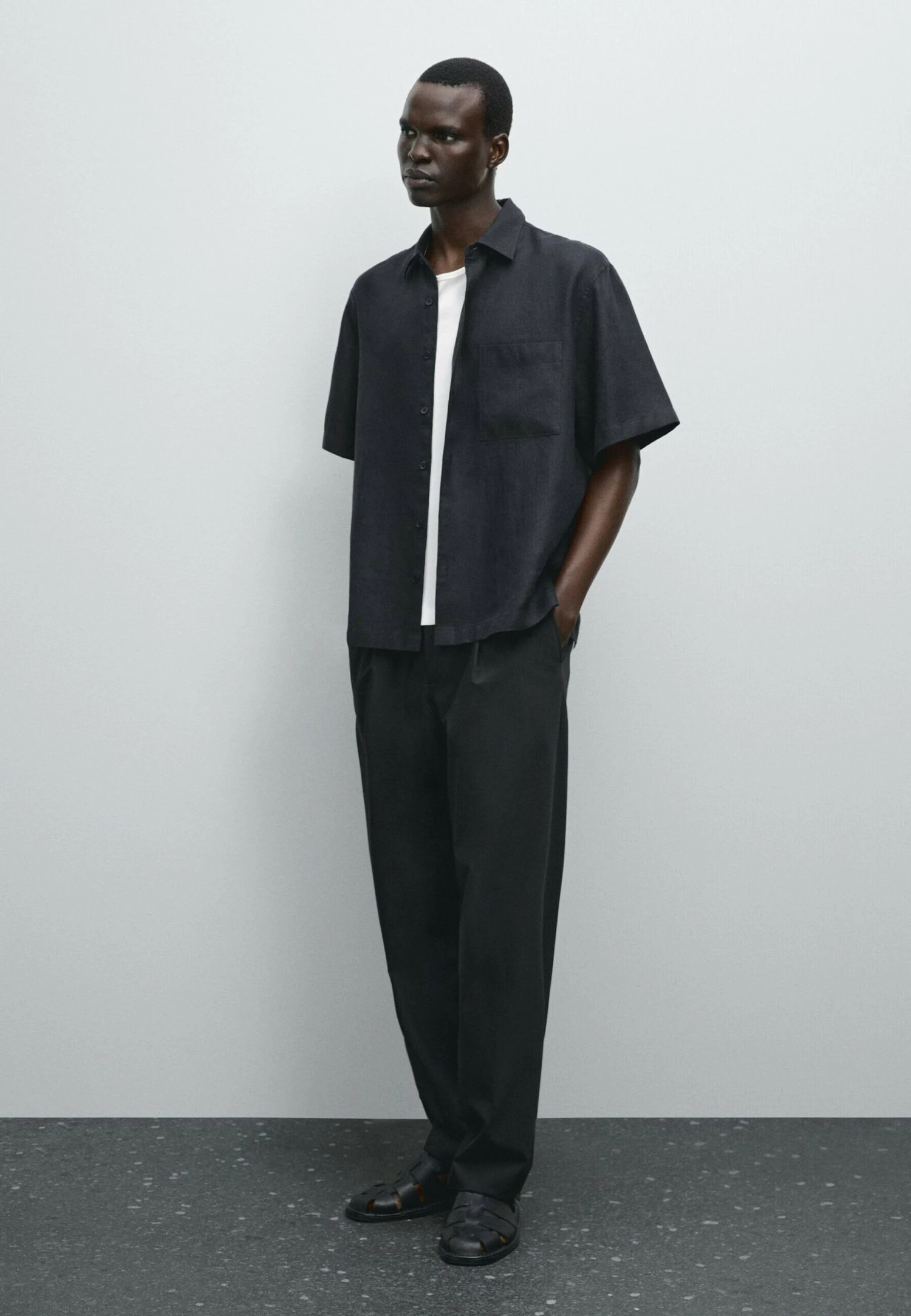 Massimo Dutti REGULAR FIT SHORT SLEEVE - Shirt - Dark Blue 6 Massimo Dutti REGULAR FIT SHORT SLEEVE - Shirt - Dark Blue - Image 4