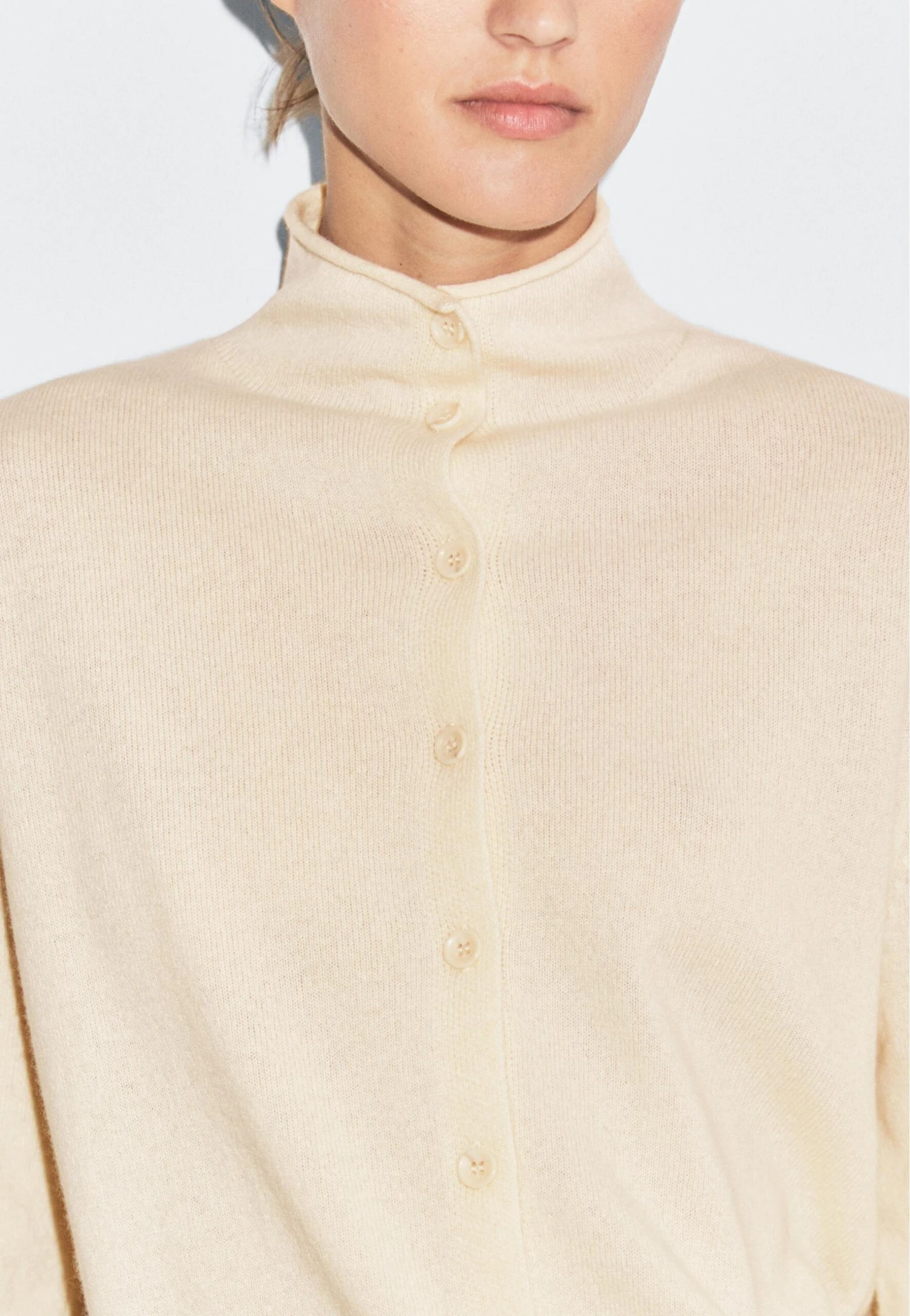 Massimo Dutti Cardigan - Beige 5 Massimo Dutti Cardigan - Beige - Image 3