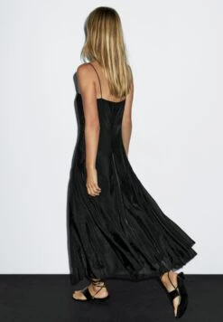 Massimo Dutti FLOWING MIDI WITH GODET DETAIL - Cocktail Dress / Party Dress - Black -Massimo Dutti Shop 0e854645afcb4cdd8972d48bf45baf32