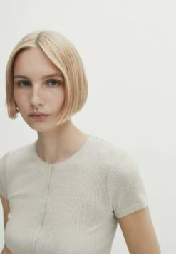 Massimo Dutti Shiny With Central Seam - Basic T-Shirt - Beige -Massimo Dutti Shop 0ea5ea41e68f46ad9b9354c40289c41f