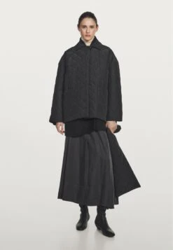 Massimo Dutti WATER-REPELLENT PUFFER WITH SCARF - Light Jacket - Black