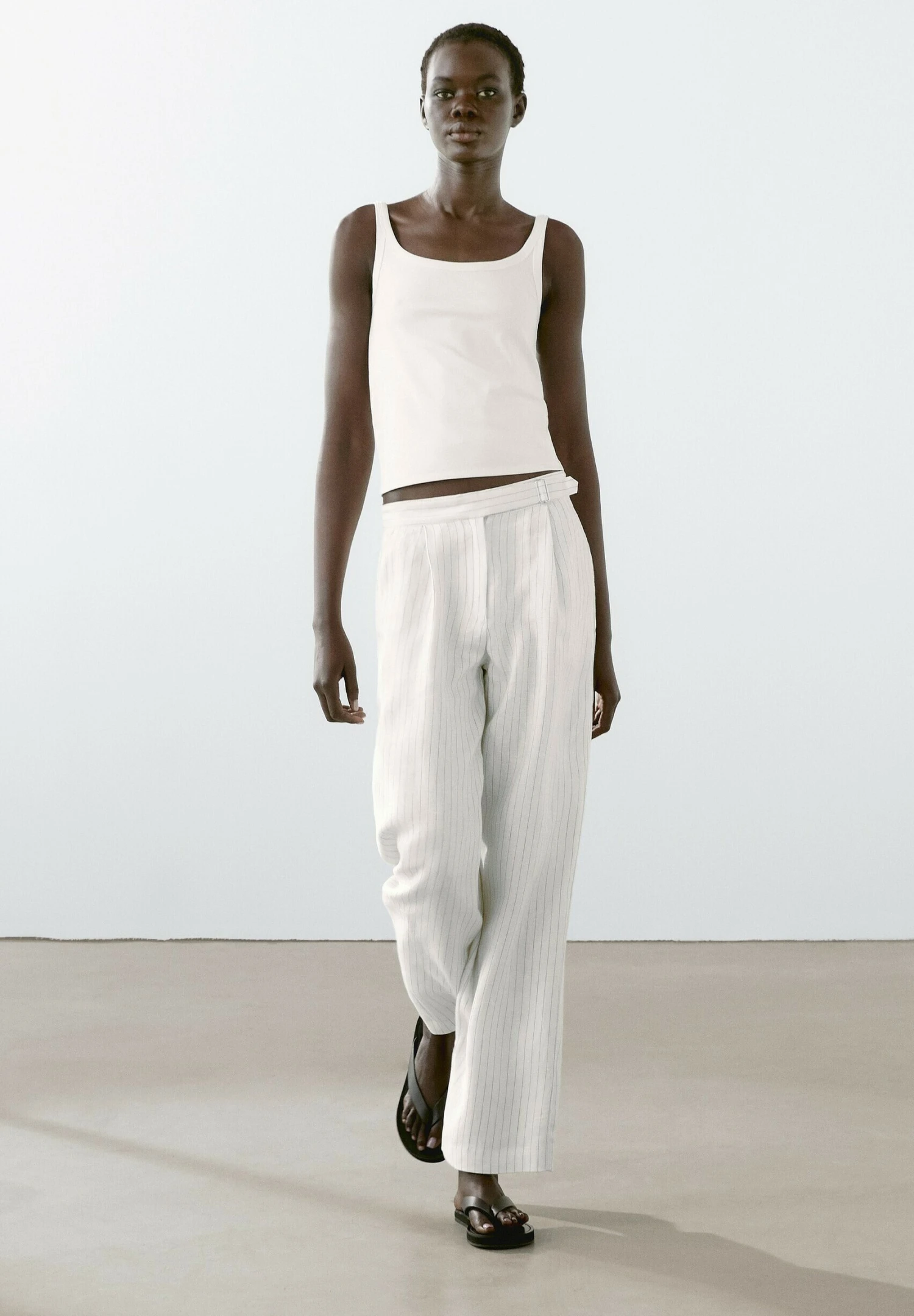 Massimo Dutti STRETCH STRAPPY - Basic T-shirt - White 4 Massimo Dutti STRETCH STRAPPY - Basic T-shirt - White - Image 2
