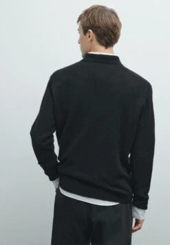 Massimo Dutti V-NECK LONG SLEEVE - Polo Shirt - Black -Massimo Dutti Shop 0fe58926306a44d5bc93db59ade076c1