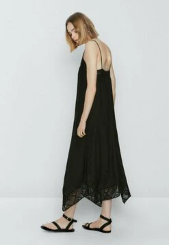 Massimo Dutti Slip With Crochet Detail - Maxi Dress - Black 15 Massimo Dutti Slip With Crochet Detail - Maxi Dress - Black -Massimo Dutti Shop 104e29c2a40e4c40a6ea9df91d0eb97d