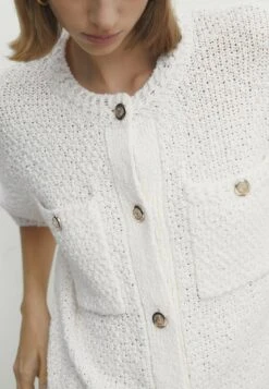 Massimo Dutti Textured With Pockets - Cardigan -Massimo Dutti Shop 105adfb182a54b6ebc52c7b716536cc9
