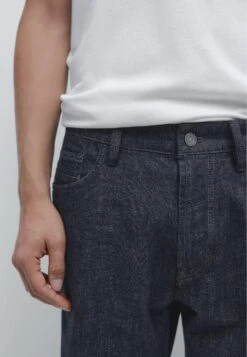 Massimo Dutti Jeans Tapered Fit - Dark Blue -Massimo Dutti Shop 105d440d0bdf42d6a083906f60e3312b