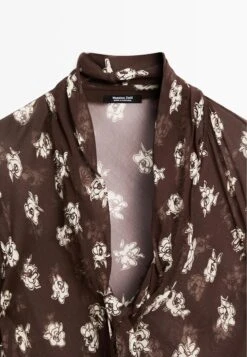 Massimo Dutti FLOWING GARMENT WITH SCARF COLLAR - Blouse - Mottled Dark Brown 19 Massimo Dutti FLOWING GARMENT WITH SCARF COLLAR - Blouse - Mottled Dark Brown -Massimo Dutti Shop 10b2d6daeab0476cabff70ae809c7371