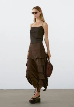 Massimo Dutti MIDI WITH RUFFLE DETAIL - Maxi Skirt - Dark Brown -Massimo Dutti Shop 1125ebce69cc4a9b8685d8d9223fb04b