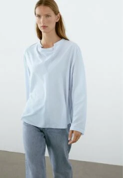 Massimo Dutti LONG SLEEVE GARMENT WITH COLLAR DETAIL - Blouse - Light Blue