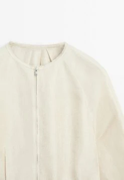 Massimo Dutti FRAYED LIGHTWEIGHT BOMBER NECK - Bomber Jacket - Beige -Massimo Dutti Shop 12ce03f84b6b4366ba9cb3e51d8cf2aa