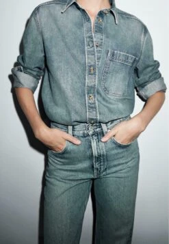 Massimo Dutti LOOSE-FITTING WITH POCKETS - Denim Jacket - Blue Denim -Massimo Dutti Shop 1333deaf43eb48fbadedc9cbd9ce6e13