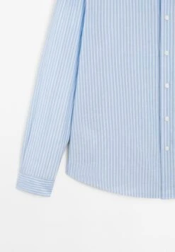Massimo Dutti REGULAR FIT GARMENT WITH STRIPED DETAIL - Shirt - Blue 19 Massimo Dutti REGULAR FIT GARMENT WITH STRIPED DETAIL - Shirt - Blue -Massimo Dutti Shop 1353a18ecbc149b793af9257ab3043b2